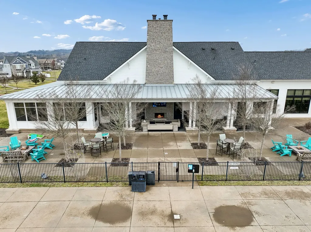 1566 Drakes Creek Road Hendersonville TN 37075