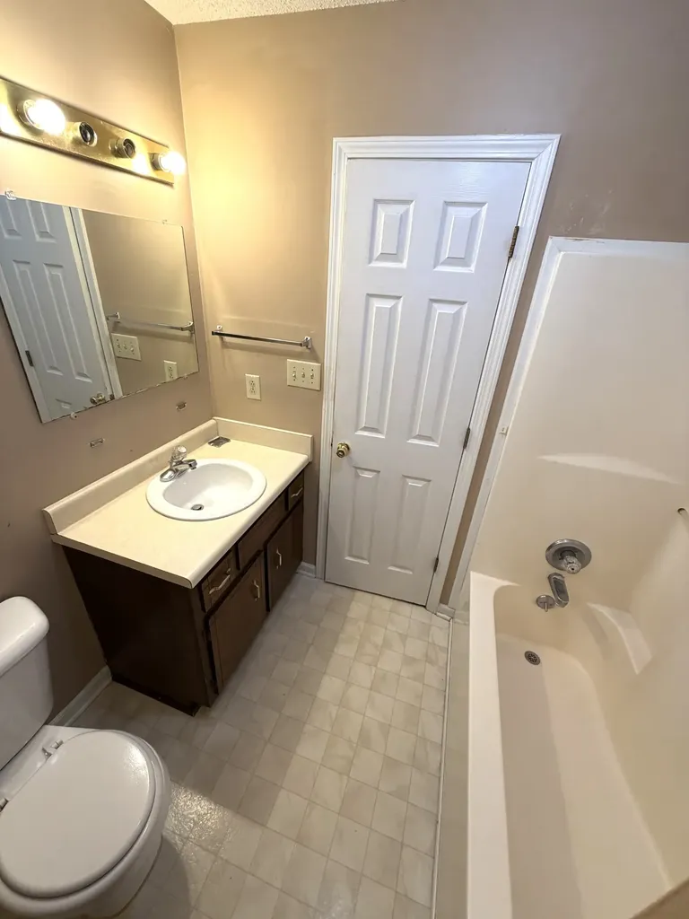 482 Bamburg Drive Clarksville TN 37040