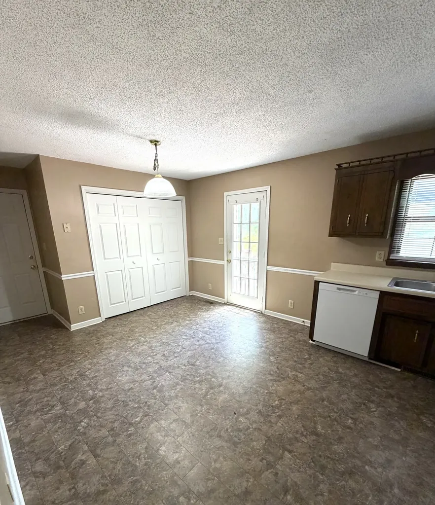 482 Bamburg Drive Clarksville TN 37040