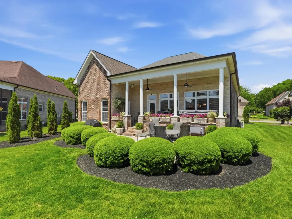 1145 Isaac Franklin Drive Gallatin TN 37066