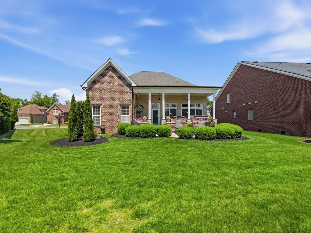 1145 Isaac Franklin Drive Gallatin TN 37066