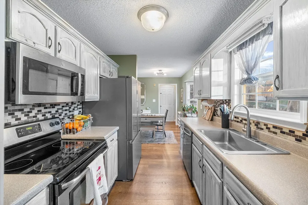 1700 Cedar Springs Circle Clarksville TN 37042