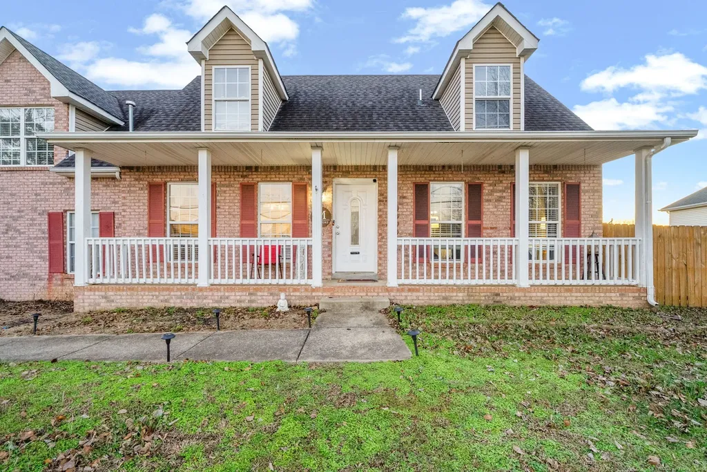 1700 Cedar Springs Circle Clarksville TN 37042