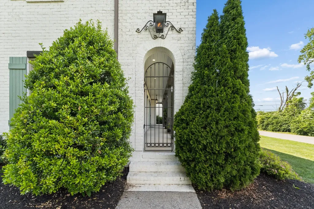 111 Heady Drive Nashville TN 37205