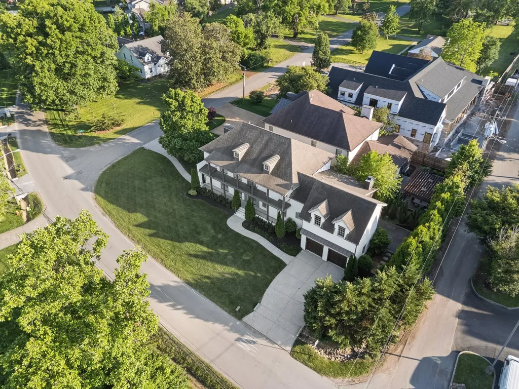 111 Heady Drive Nashville TN 37205