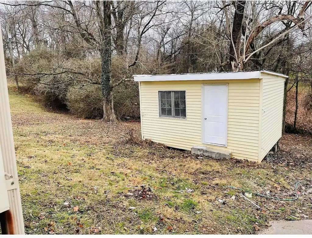 428 Shelby Street Clarksville TN 37042