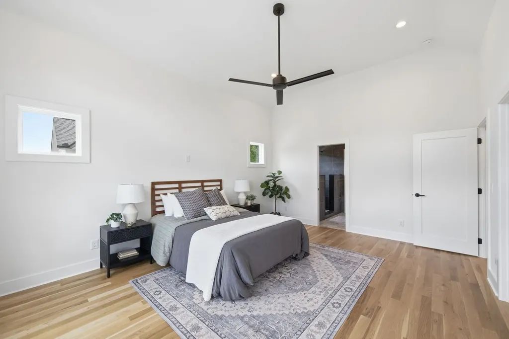1805B River Drive Nashville TN 37218