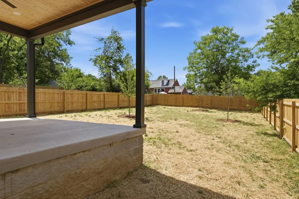 1805B River Drive Nashville TN 37218