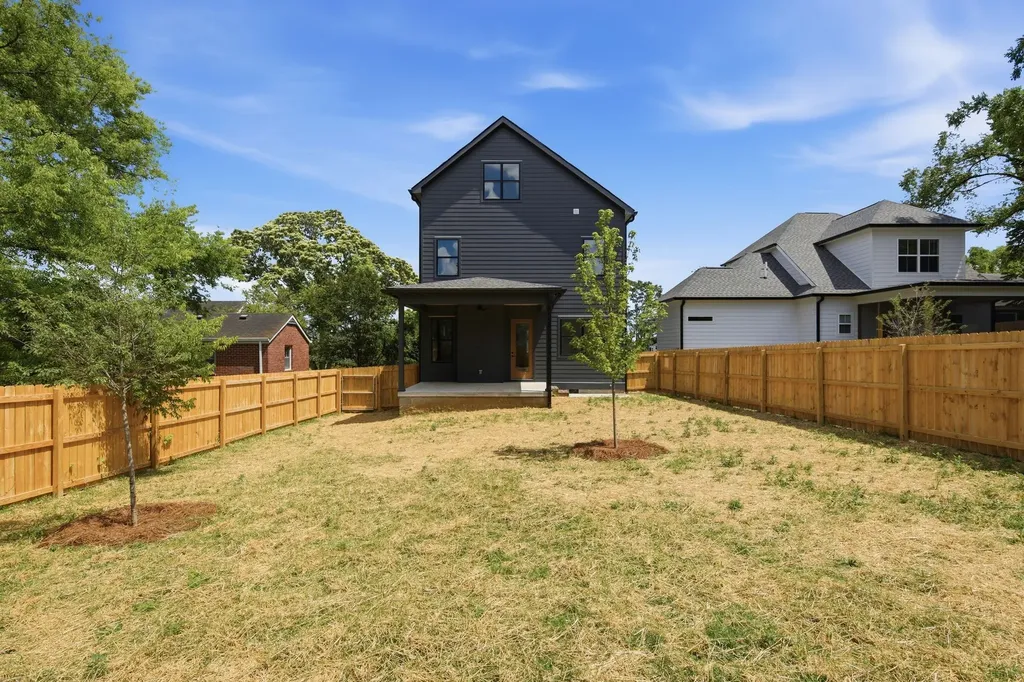 1805B River Drive Nashville TN 37218