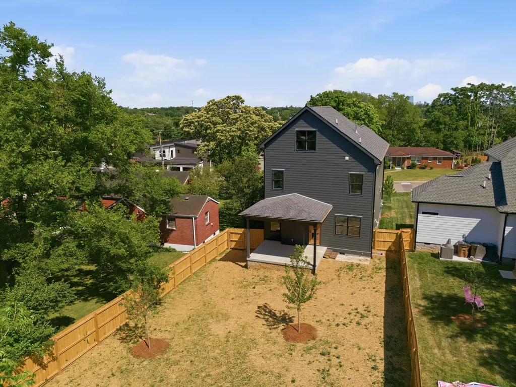 1805B River Drive Nashville TN 37218