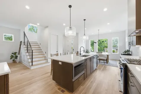 1805B River Drive Nashville TN 37218