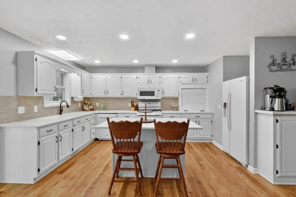 2502 Dobbins Pike Portland TN 37148