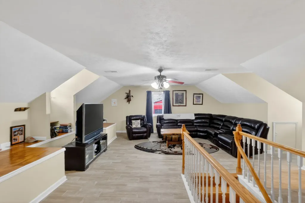 2502 Dobbins Pike Portland TN 37148