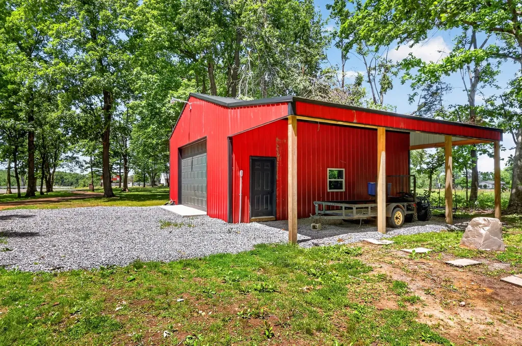 2502 Dobbins Pike Portland TN 37148