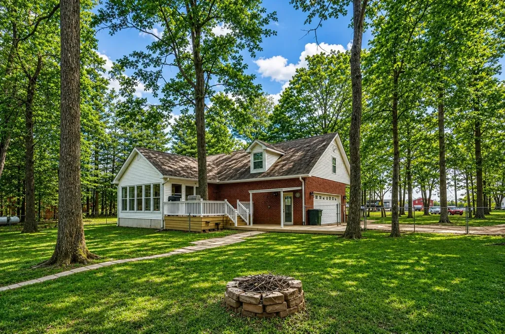 2502 Dobbins Pike Portland TN 37148