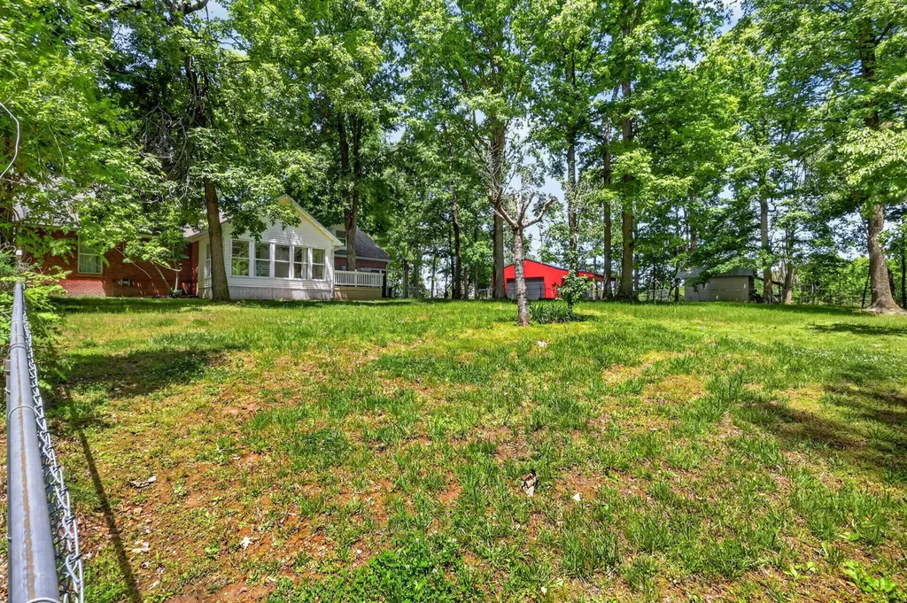 2502 Dobbins Pike Portland TN 37148