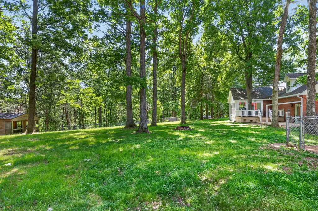 2502 Dobbins Pike Portland TN 37148