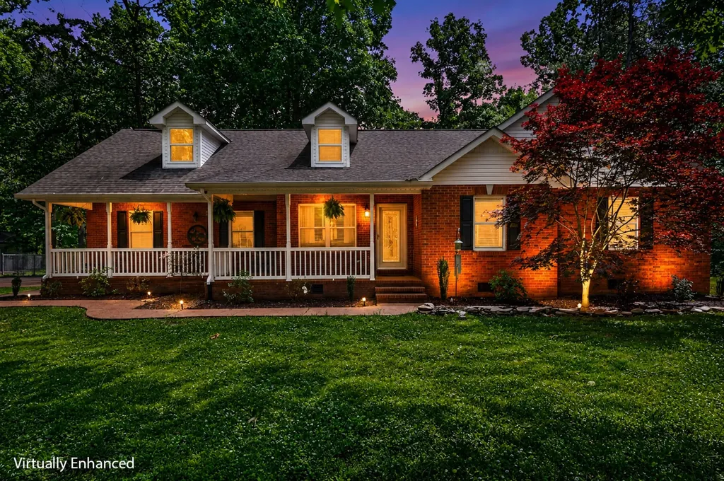 2502 Dobbins Pike Portland TN 37148