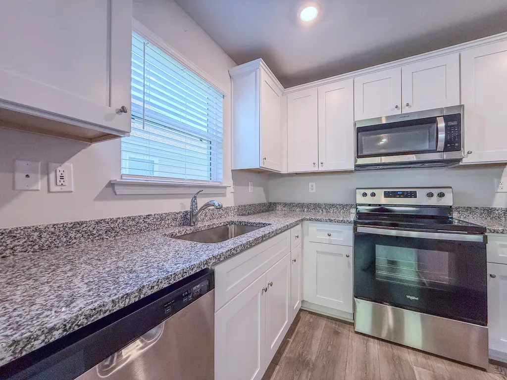 1003 Autumnwood Drive Dickson TN 37055