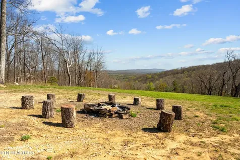 74 Black Cat Trail Rockwood TN 37854