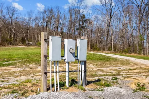 74 Black Cat Trail Rockwood TN 37854
