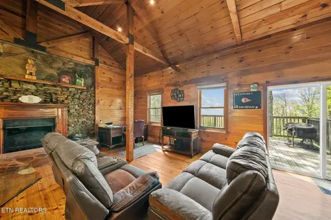 74 Black Cat Trail Rockwood TN 37854