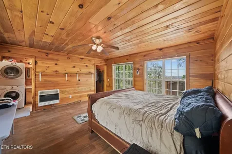 74 Black Cat Trail Rockwood TN 37854