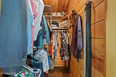 74 Black Cat Trail Rockwood TN 37854