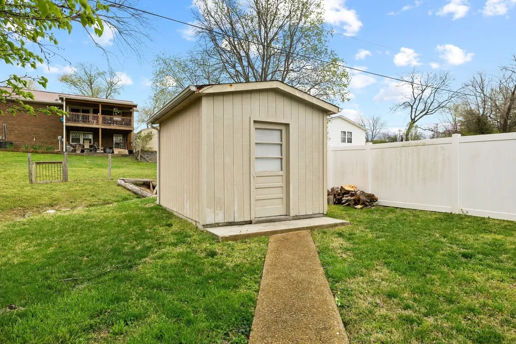 204 Terrace Lane Woodbury TN 37190