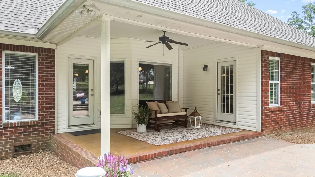 60 Windwood Drive Fayetteville TN 37334