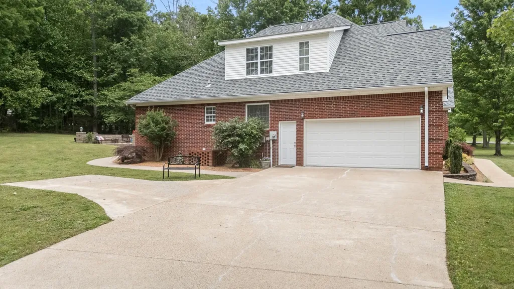 60 Windwood Drive Fayetteville TN 37334