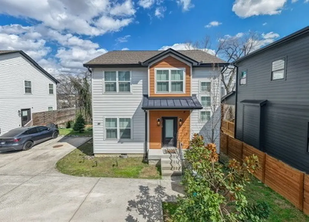 1904B 3rd Ave, N Nashville TN 37208