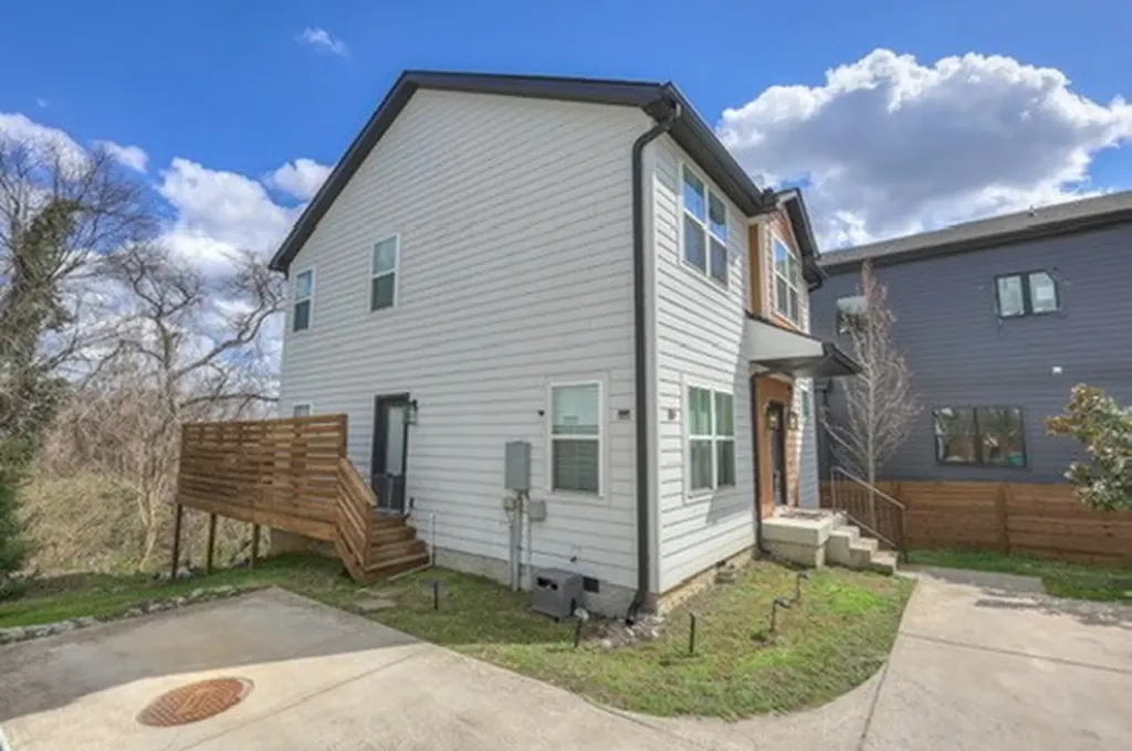 1904B 3rd Ave, N Nashville TN 37208