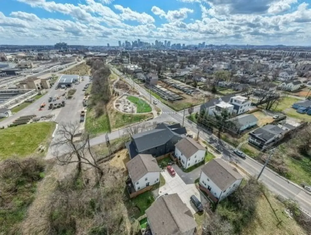 1904B 3rd Ave, N Nashville TN 37208