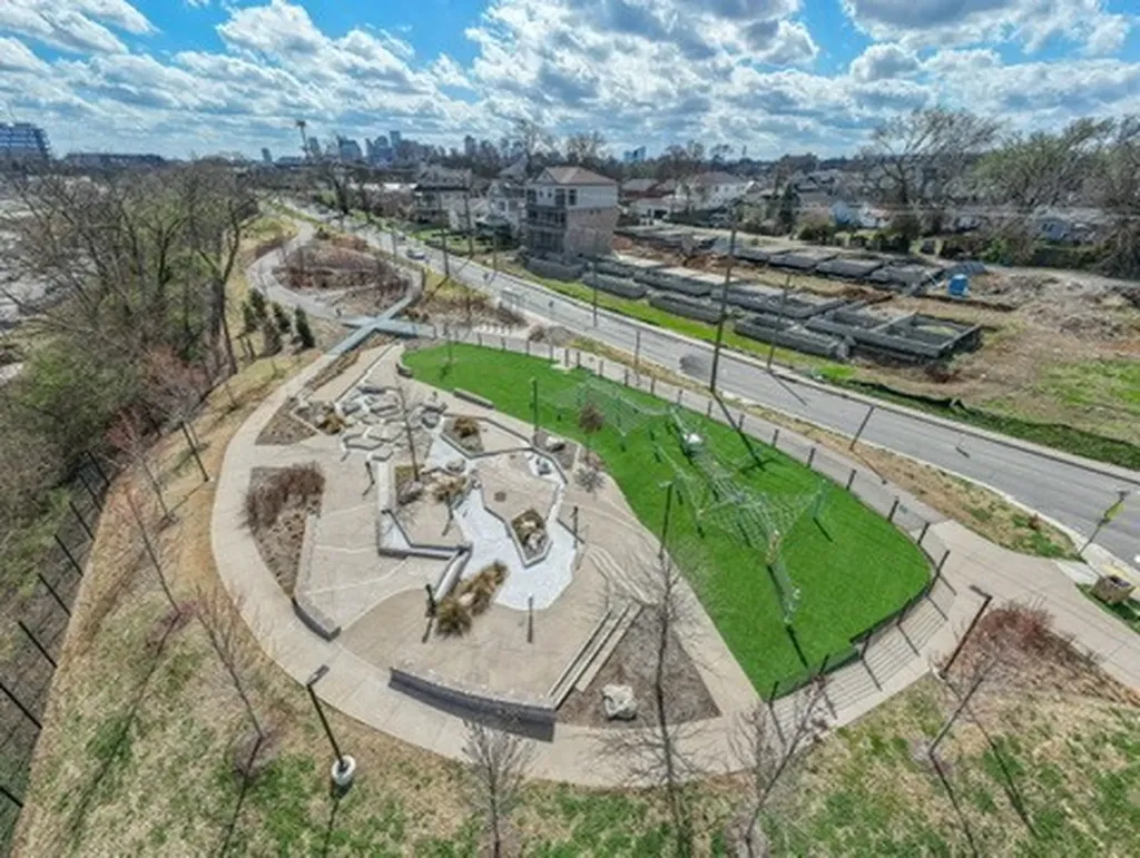 1904B 3rd Ave, N Nashville TN 37208