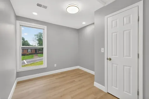 4079 Fairmeade Drive Nashville TN 37218