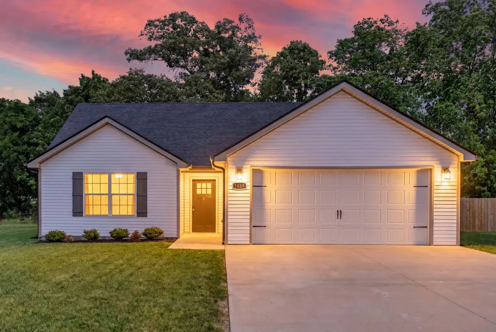 1489 Fredrick Drive Clarksville TN 37042