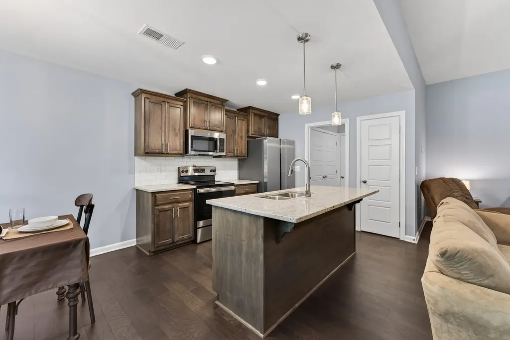 1489 Fredrick Drive Clarksville TN 37042