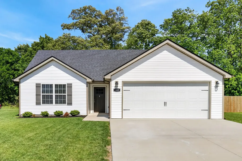 1489 Fredrick Drive Clarksville TN 37042