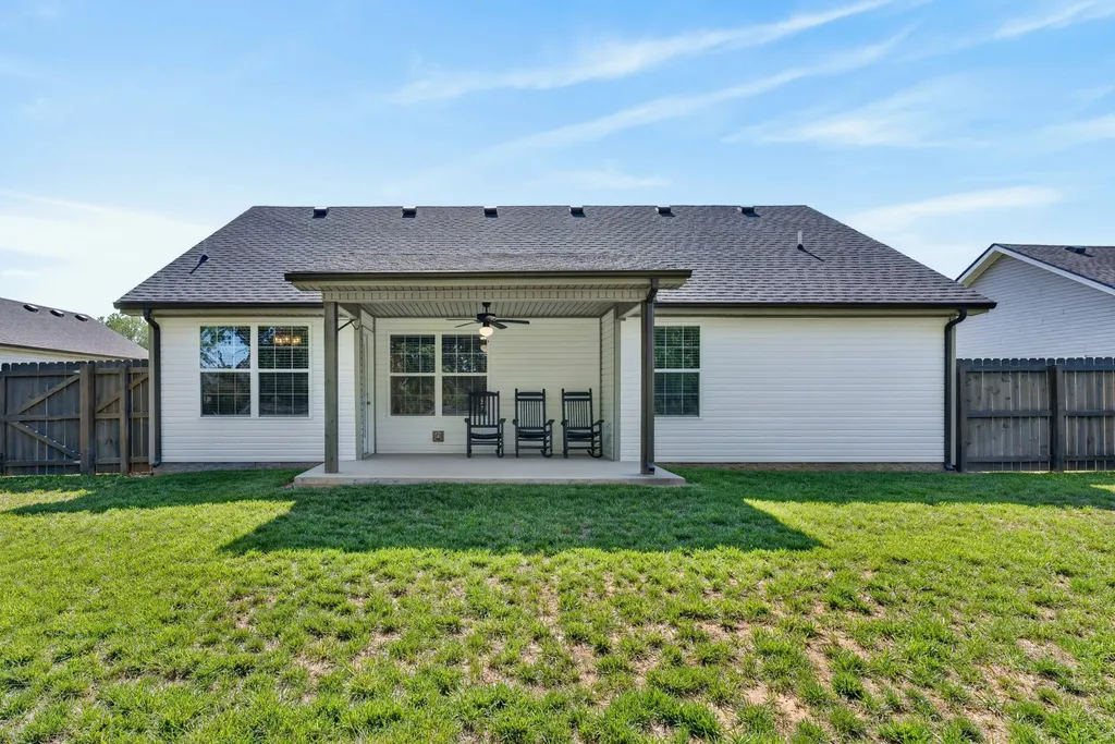 1489 Fredrick Drive Clarksville TN 37042