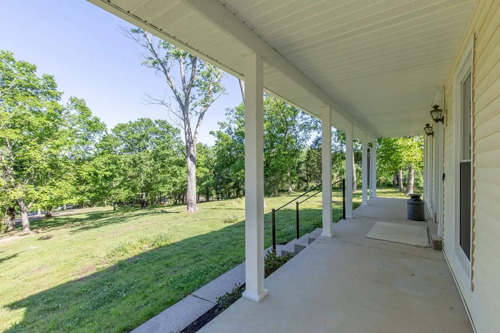 1591 Brinkley Branch Road Hendersonville TN 37075
