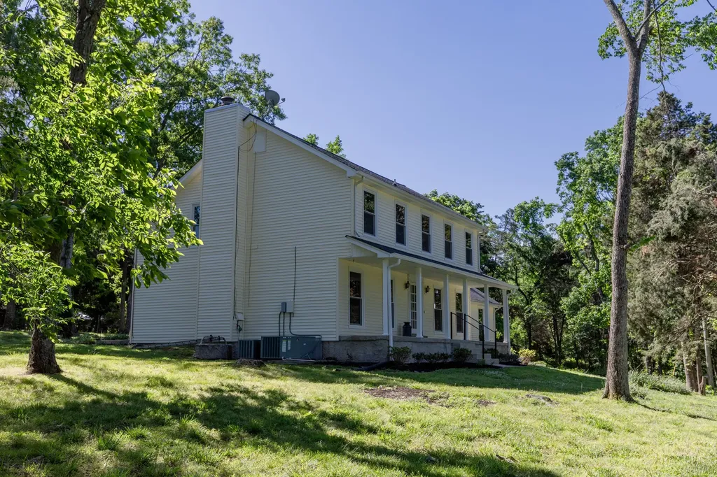 1591 Brinkley Branch Road Hendersonville TN 37075
