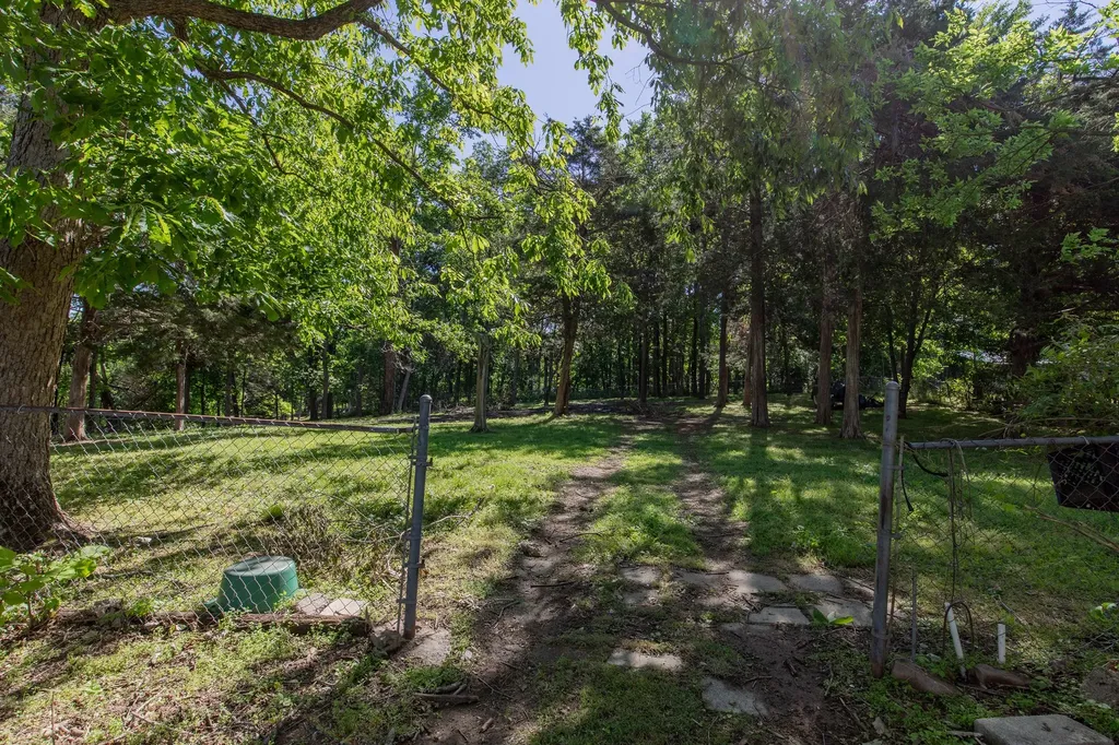 1591 Brinkley Branch Road Hendersonville TN 37075