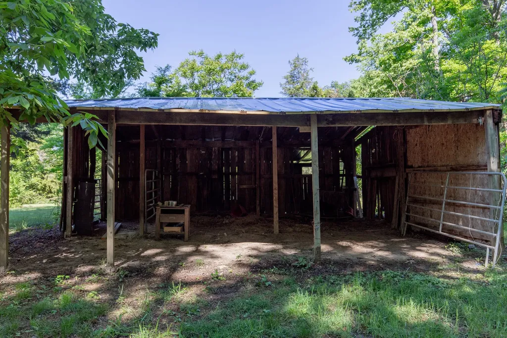 1591 Brinkley Branch Road Hendersonville TN 37075
