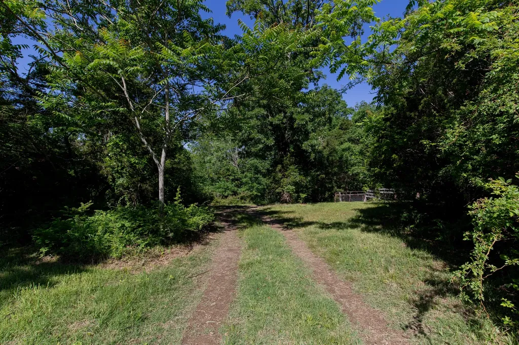 1591 Brinkley Branch Road Hendersonville TN 37075
