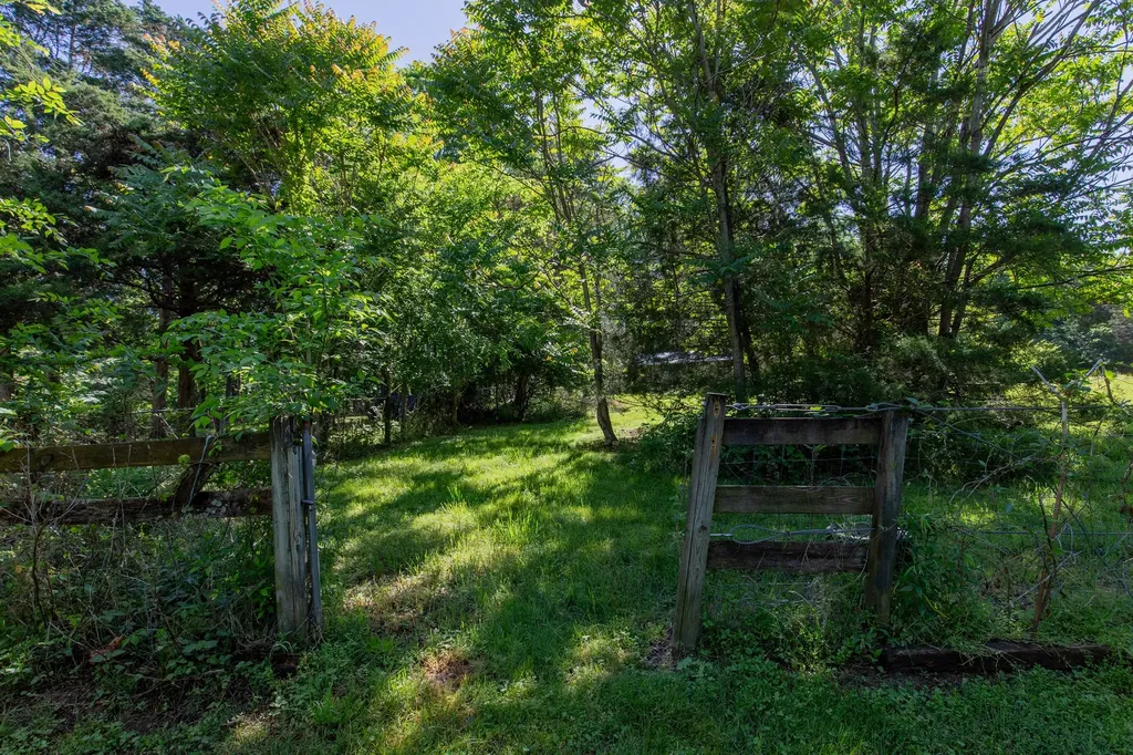 1591 Brinkley Branch Road Hendersonville TN 37075