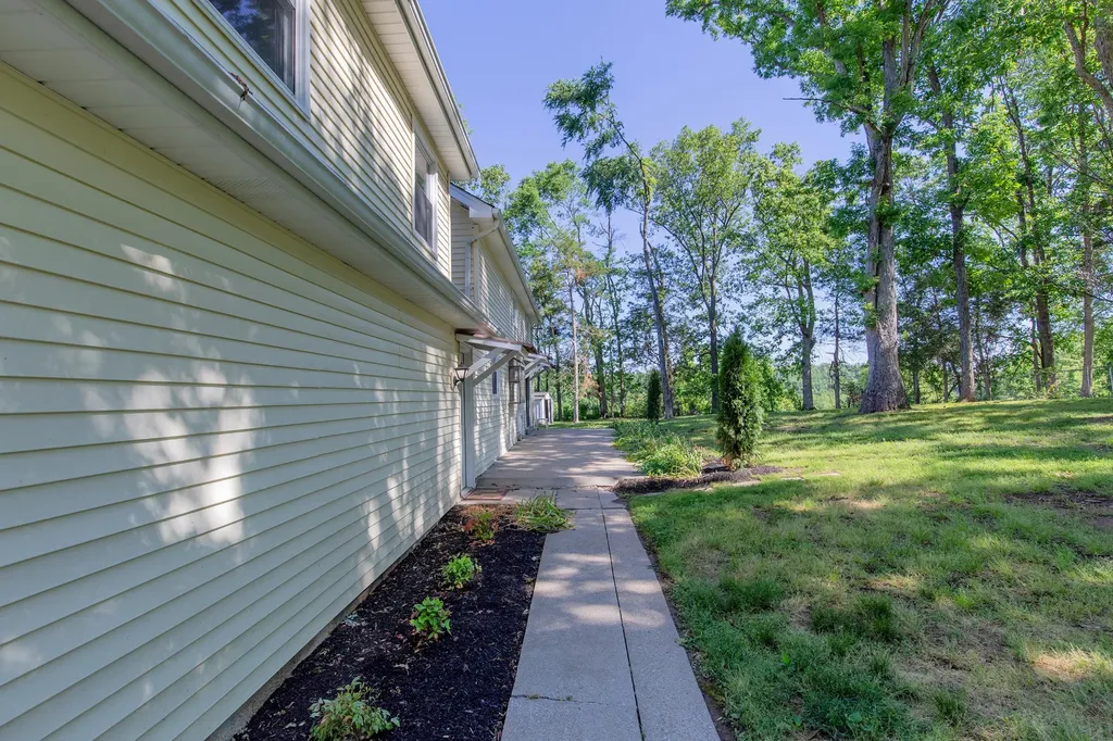 1591 Brinkley Branch Road Hendersonville TN 37075