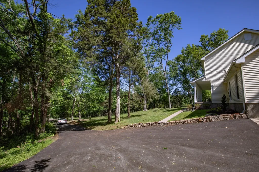1591 Brinkley Branch Road Hendersonville TN 37075