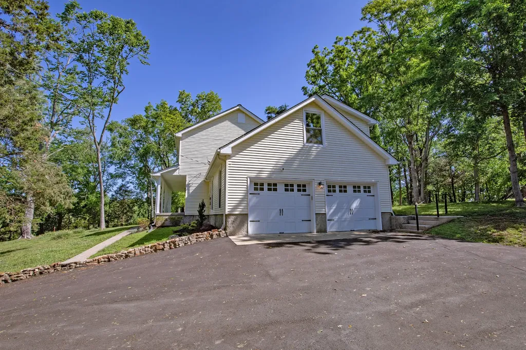 1591 Brinkley Branch Road Hendersonville TN 37075