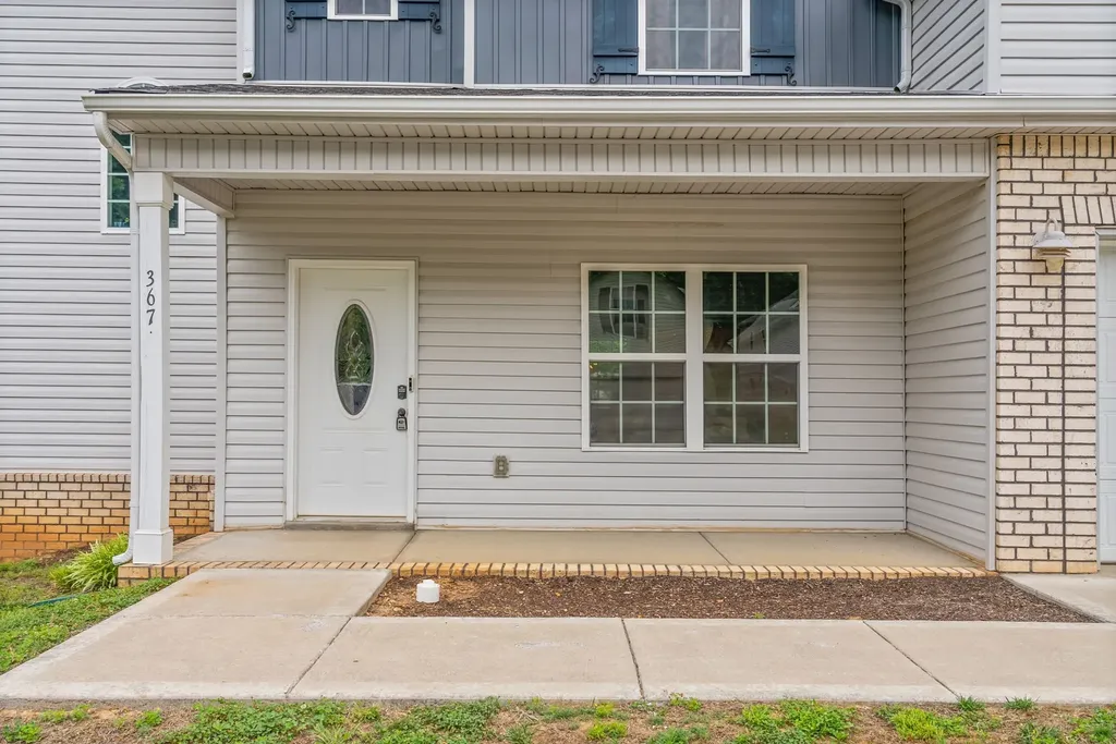 367 Barry Drive Clarksville TN 37040